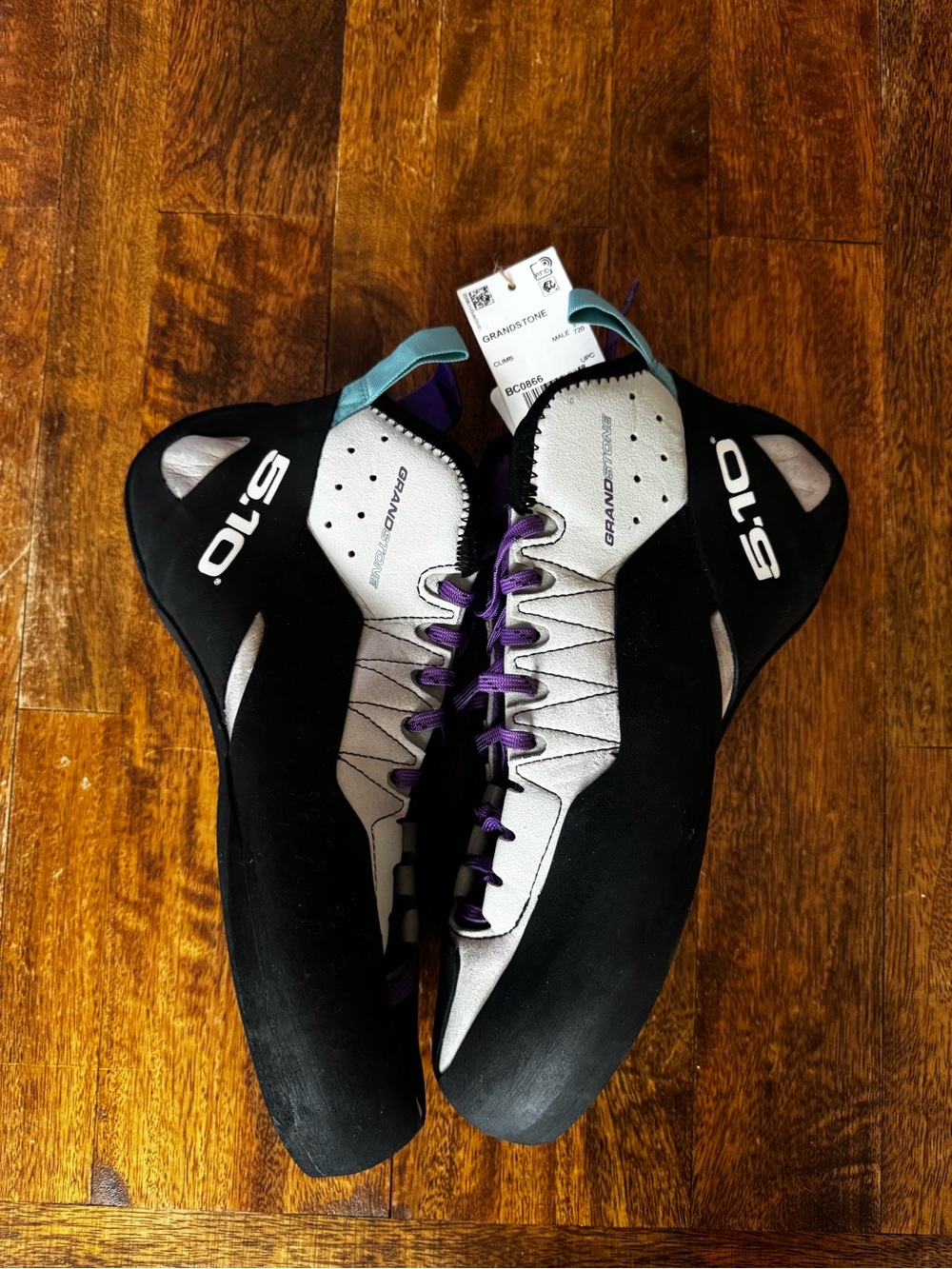 Five Ten Grandstone Climbing Shoes New with Tags 5.10